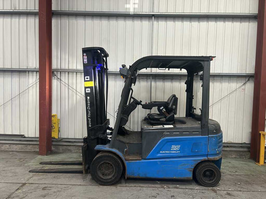 **(INCLUDES CHARGER)** 2017 BYD ECB35C ELECTRIC FORKLIFT – 3,500KG, 3.5M LIFT