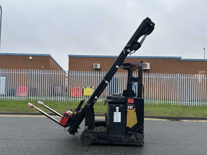 **(INCLUDES CHARGER)** 2019 CAT NR16N2H ELECTRIC REACH TRUCK