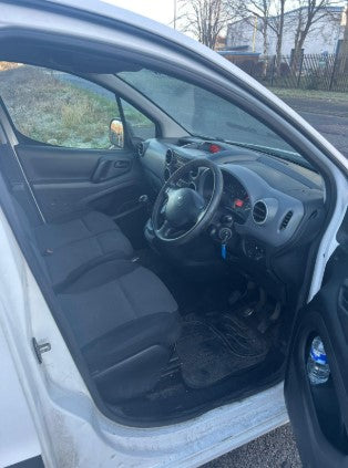 2018/68 PEUGEOT PARTNER SE L1 BLUE HDI PANEL VAN