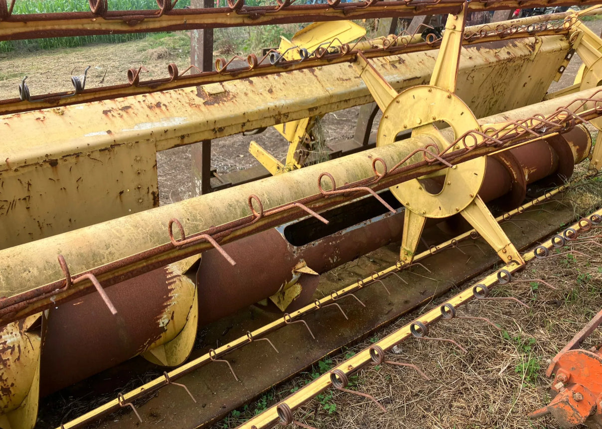 NEW HOLLAND 8040 HEADER FOR - SPARES REPAIRS