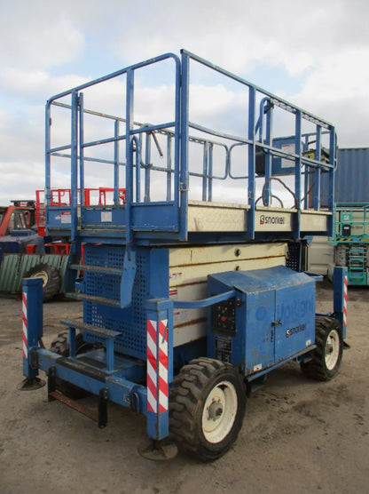 2007 UPRIGHT X33RT SCISSOR LIFT ACCESS PLATFORM