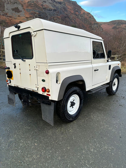 2009 LAND ROVER DEFENDER 90 HARD TOP – 56,000 MILES – DIRECT FROM NHS