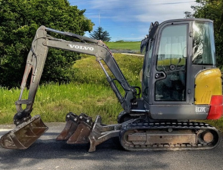 VOLVO EC27C 2.8T MINI EXCAVATOR