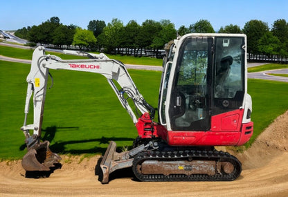 2018 TAKEUCHI TB230 2.8 TONNE EXCAVATOR