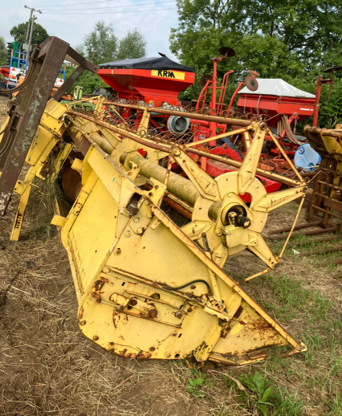 NEW HOLLAND 8040 HEADER FOR - SPARES REPAIRS