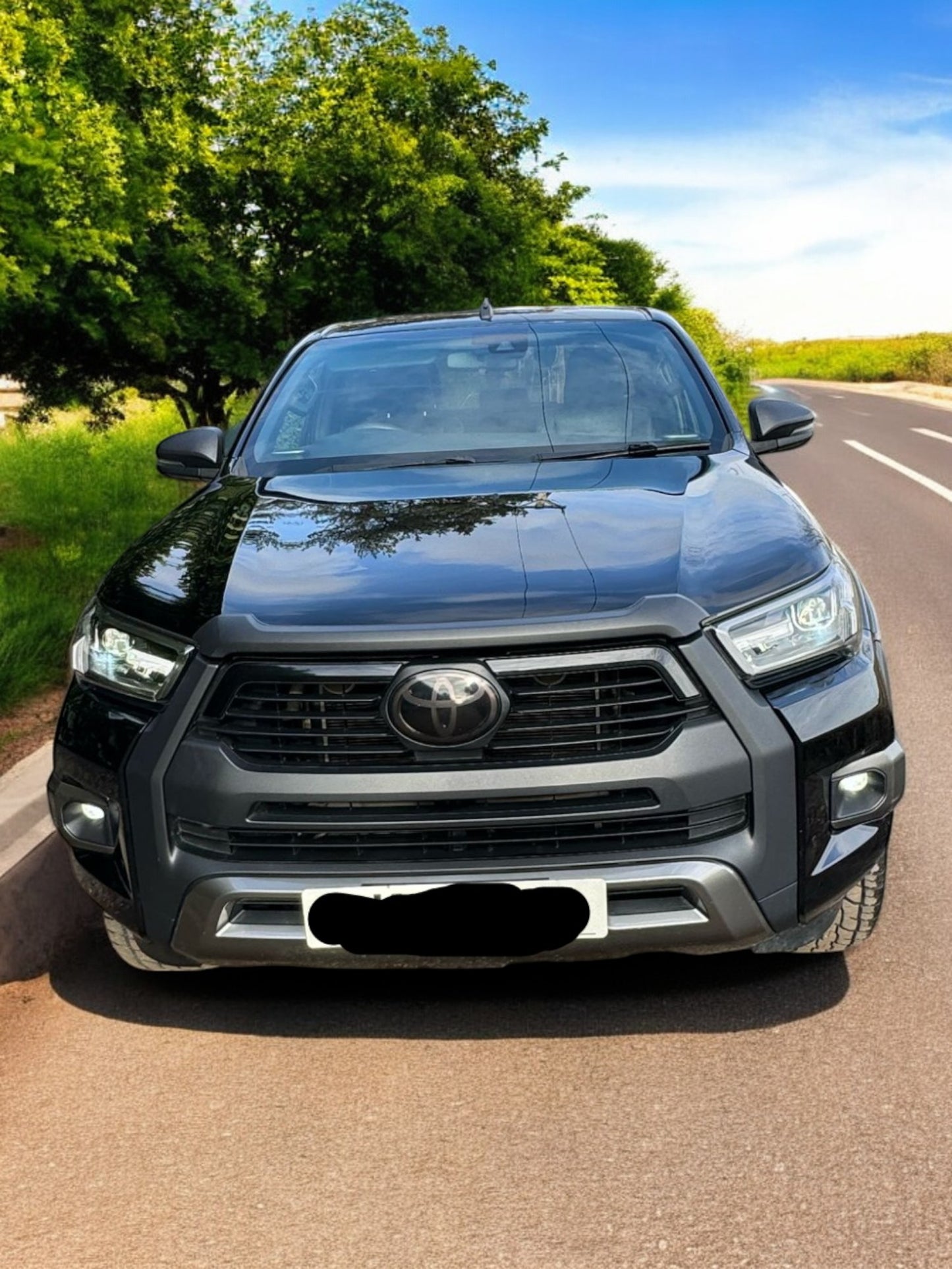 **(ONLY 82K MILEAGE)** 2021 TOYOTA HILUX INVINCIBLE X D-4D 4WD DCB A – AUTOMATIC