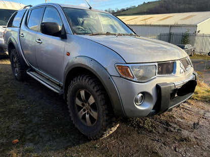 2008 MITSUBISHI L200 DIAMOND DI-D DOUBLE CAB – 4X4 AUTOMATIC PICKUP