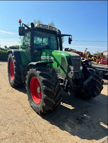 2001 FENDT VARIO 714 TRACTOR