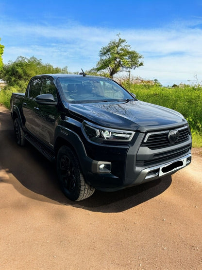 **(ONLY 82K MILEAGE)** 2021 TOYOTA HILUX INVINCIBLE X D-4D 4WD DCB A – AUTOMATIC