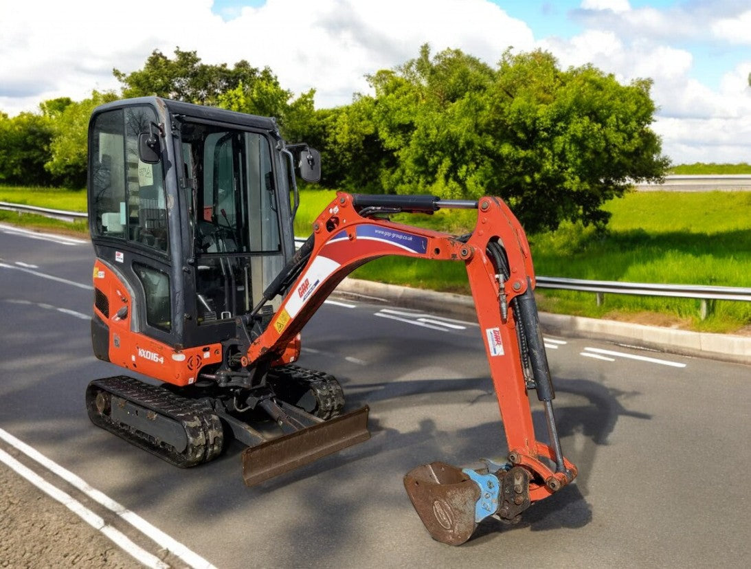 2017 KUBOTA KX016-4 1.6T MINI EXCAVATOR / DIGGER