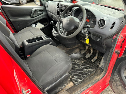 2015 PEUGEOT PARTNER 750 S L2 HDI PANEL VAN