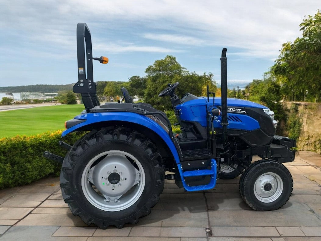 EX-DEMO SOLIS S50 SHUTTLE XL 2WD ROPS TRACTOR