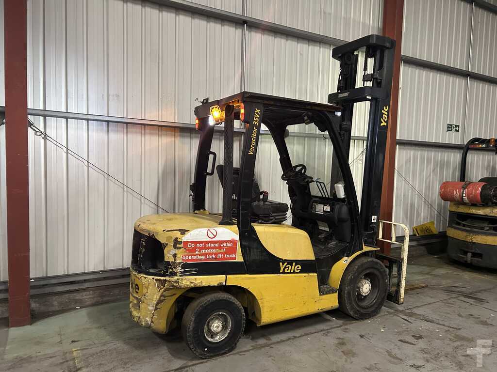 2014 YALE GDP35VX DIESEL FORKLIFT