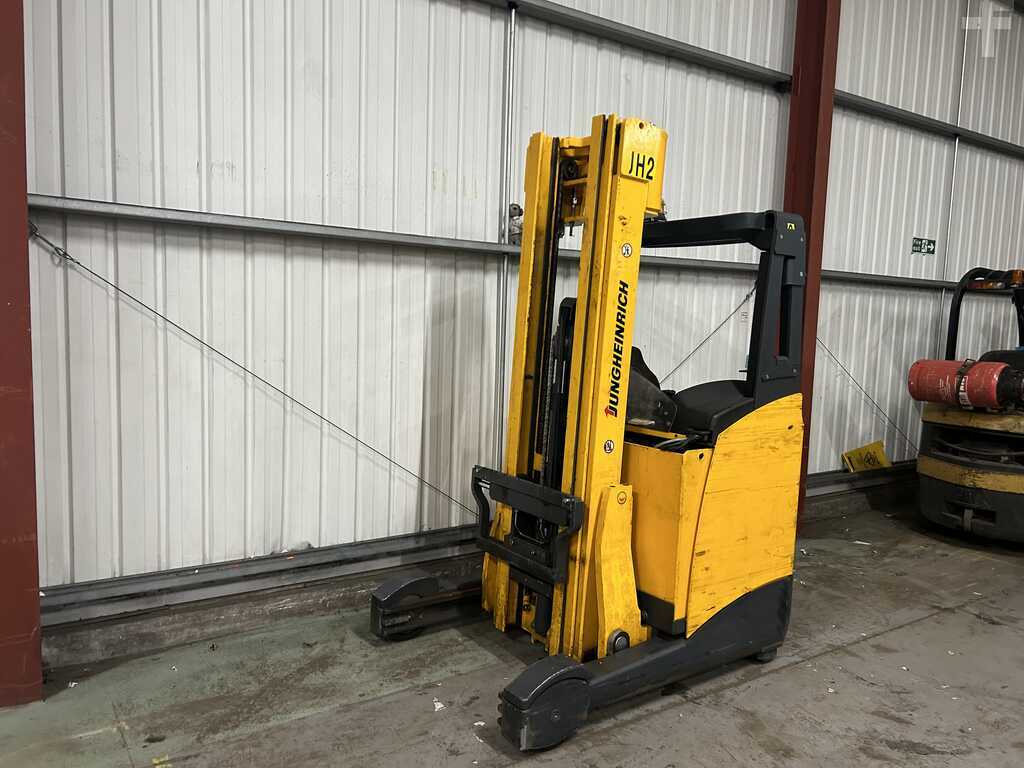 **(INCLUDES CHARGER)** 2011 JUNGHEINRICH ETV214 REACH TRUCK