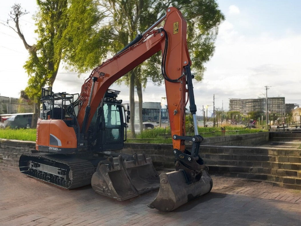 2020 DOOSAN DX140LCR-5 15.6 TONNE EXCAVATOR 3,740 HOURS