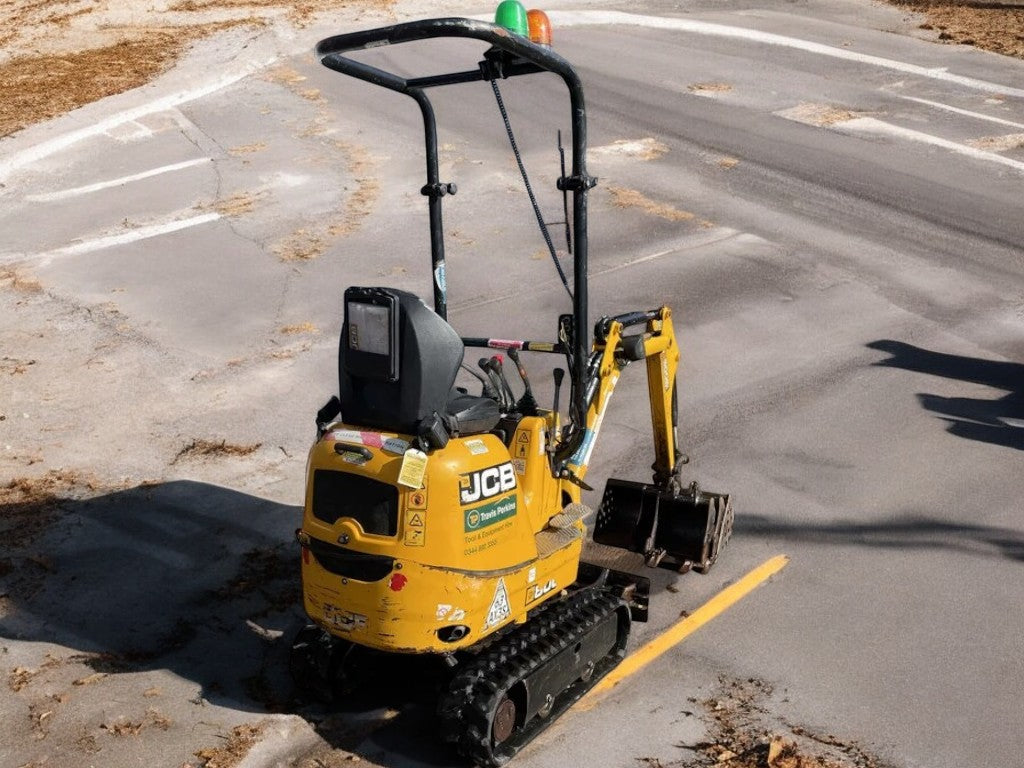 JCB 8008 CTS MICRO EXCAVATOR / DIGGER