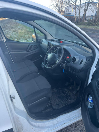 2018 PEUGEOT PARTNER SE L1 BLUE HDI PANEL VAN