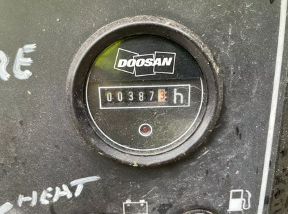 DOOSAN 7/72 ROAD TOWABLE COMPRESSOR – 2014