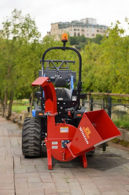 SOLIS S26 26HP COMPACT TRACTOR WITH WOODCHIPPER