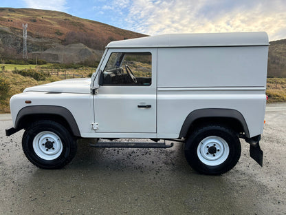 2009 LAND ROVER DEFENDER 90 HARD TOP – 56,000 MILES – DIRECT FROM NHS