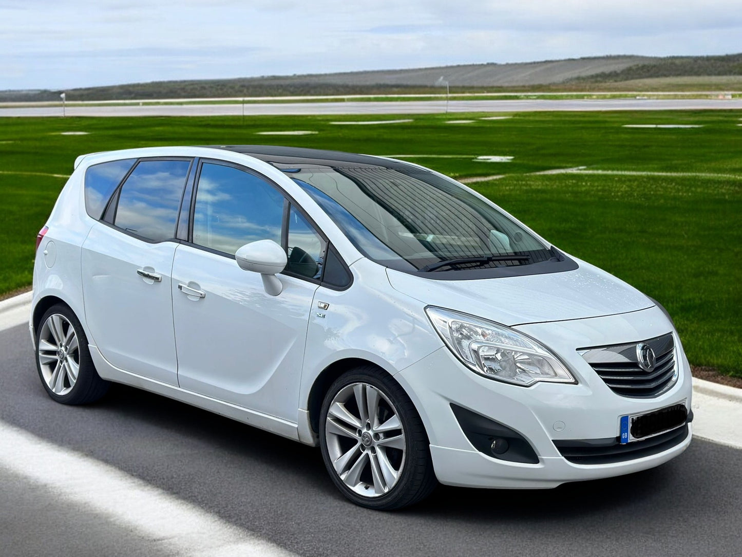 VAUXHALL MERIVA SE 1.4L MANUAL 2011 >>--NO VAT ON HAMMER--<<