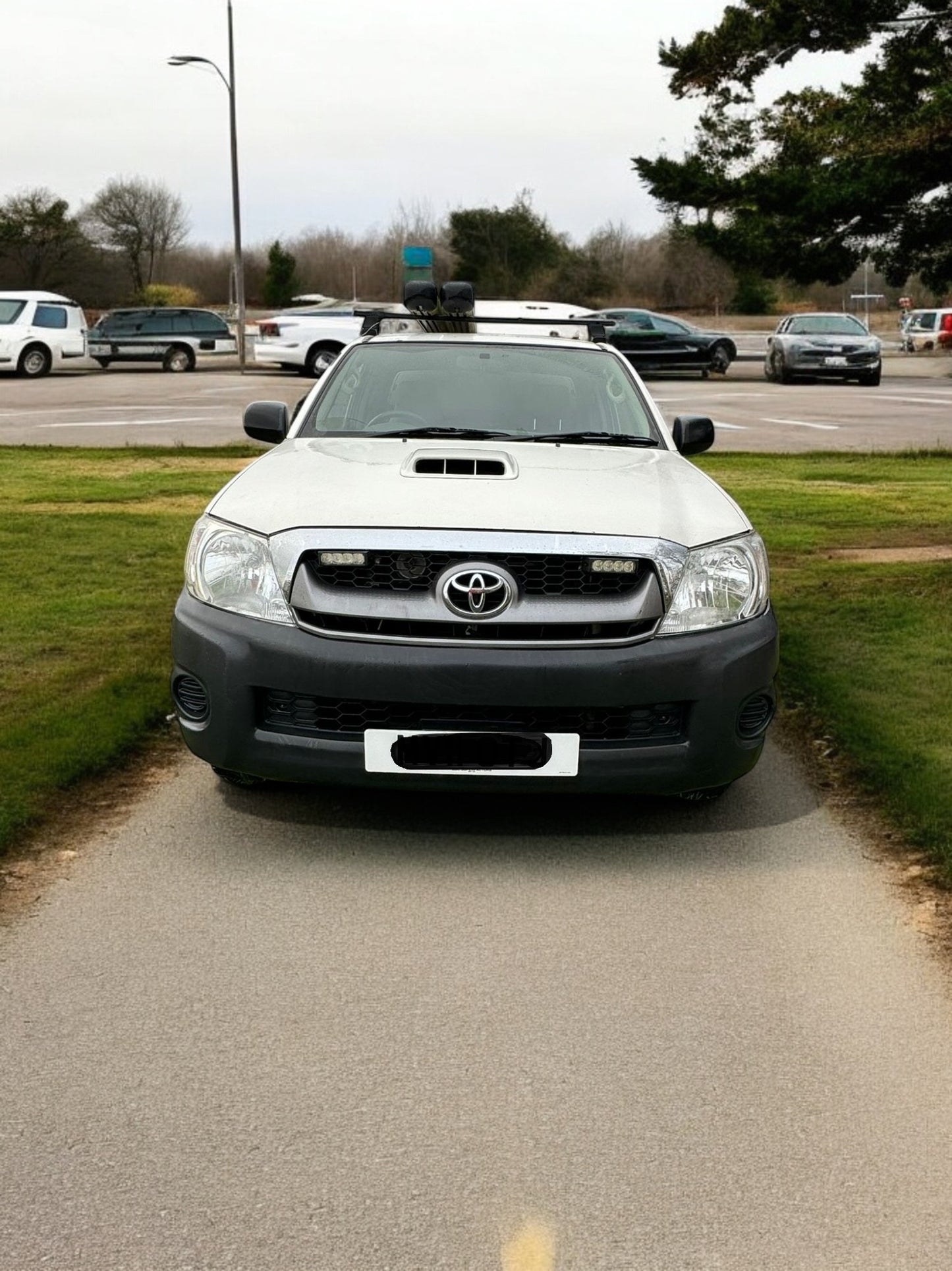 2011 TOYOTA HILUX HL2 D-4D 4X4 ECB KING CAB - READY FOR ACTION!