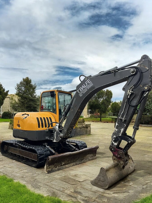 2005 TEREX HR32 EXCAVATOR - 8 TON MIDI DIGGER, DEUTZ ENGINE, MANUAL HITCH