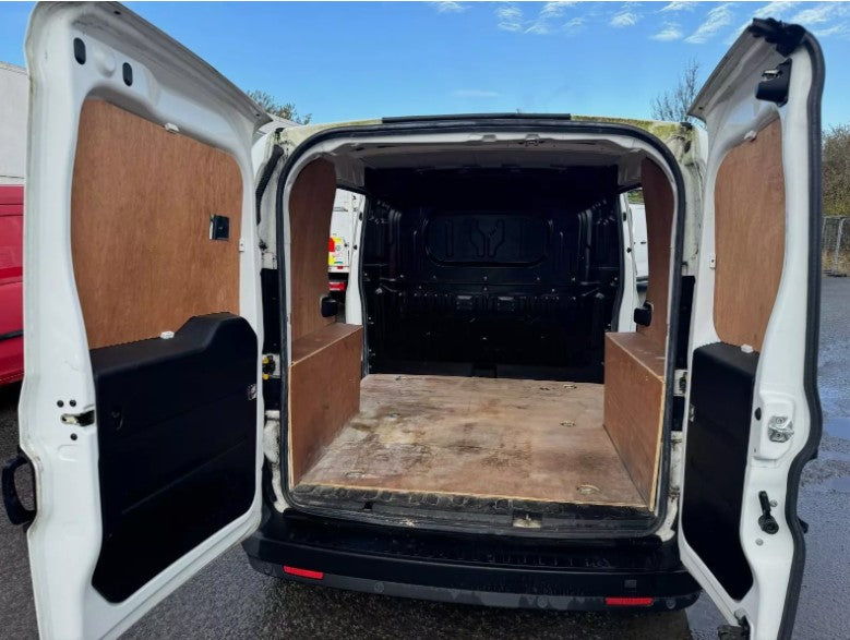 2014/64 VAUXHALL COMBO 1.3 CDTI VAN – LOW MILEAGE, 1 OWNER