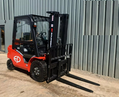 ** BRAND NEW ** 2023 EP EQUIPMENT EFL303 LITHIUM-ION FORKLIFT WITH FULL CABIN