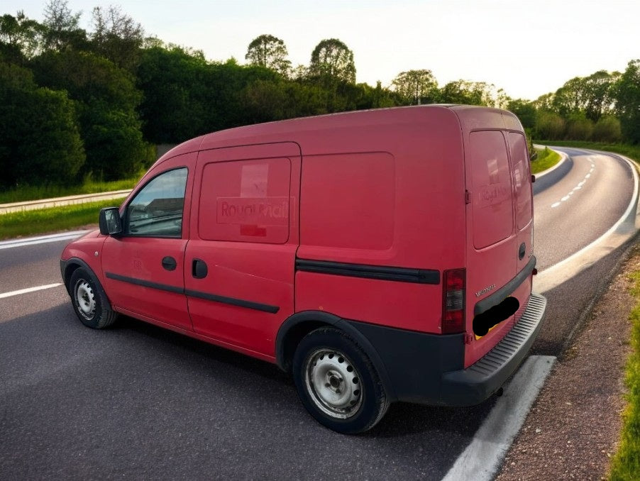 2010 VAUXHALL COMBO CDTI VAN – 69K MILES – EX-POST OFFICE