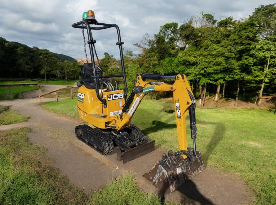 2020 JCB 8008 CTS MICRO EXCAVATOR WEIGHT: 950 KG