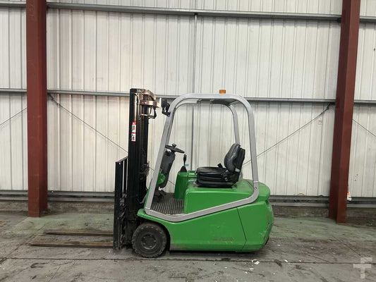 **(INCLUDES CHARGER)** 2005 CESAB BLITZ C15AC ELECTRIC 3-WHEEL FORKLIFT – 1,500KG CAPACITY,