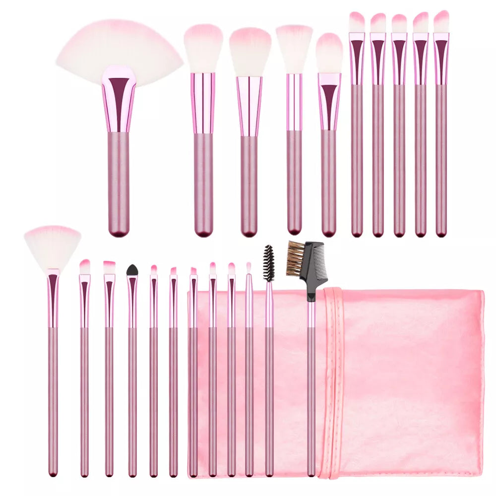 200 X BRAND NEW MAKEUP BRUSH SETS - CHOSEN AT RANDOM - SEE IMAGES - MEGA DEAL!!