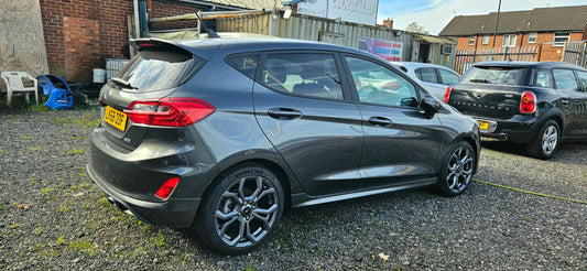 2019 FORD FIESTA ST LINE 1L AUTOMATIC - ONLY 3,400 MILES, STYLISH & LOW INSURANCE!