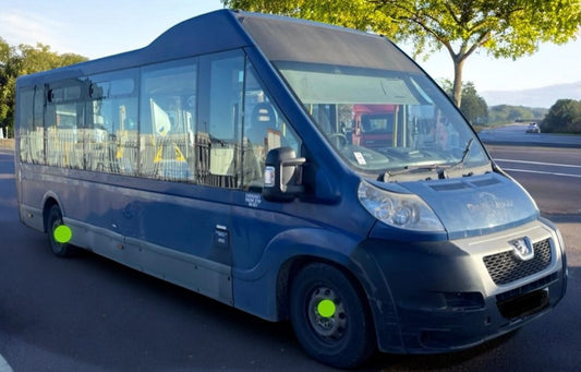 2011 PEUGEOT BOXER MINIBUS WITH TAIL LIFT