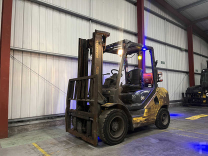 KOMATSU FG30T-17 LPG FORKLIFT - YEAR 2015