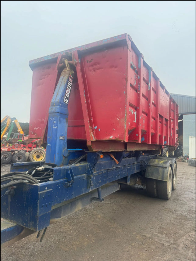 HOOK LOADER TANDEM AXLE TRAILER