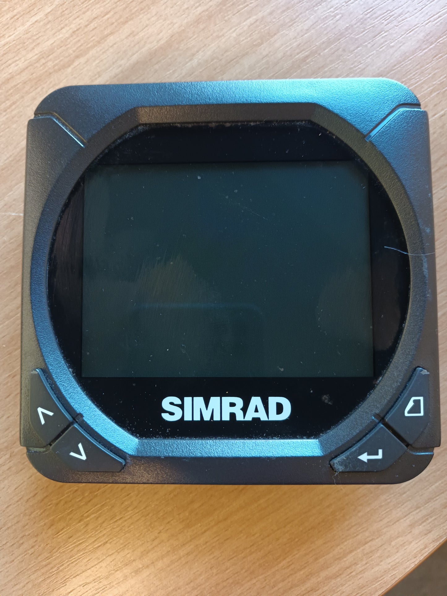 SIMRAD IS40 DISPLAY