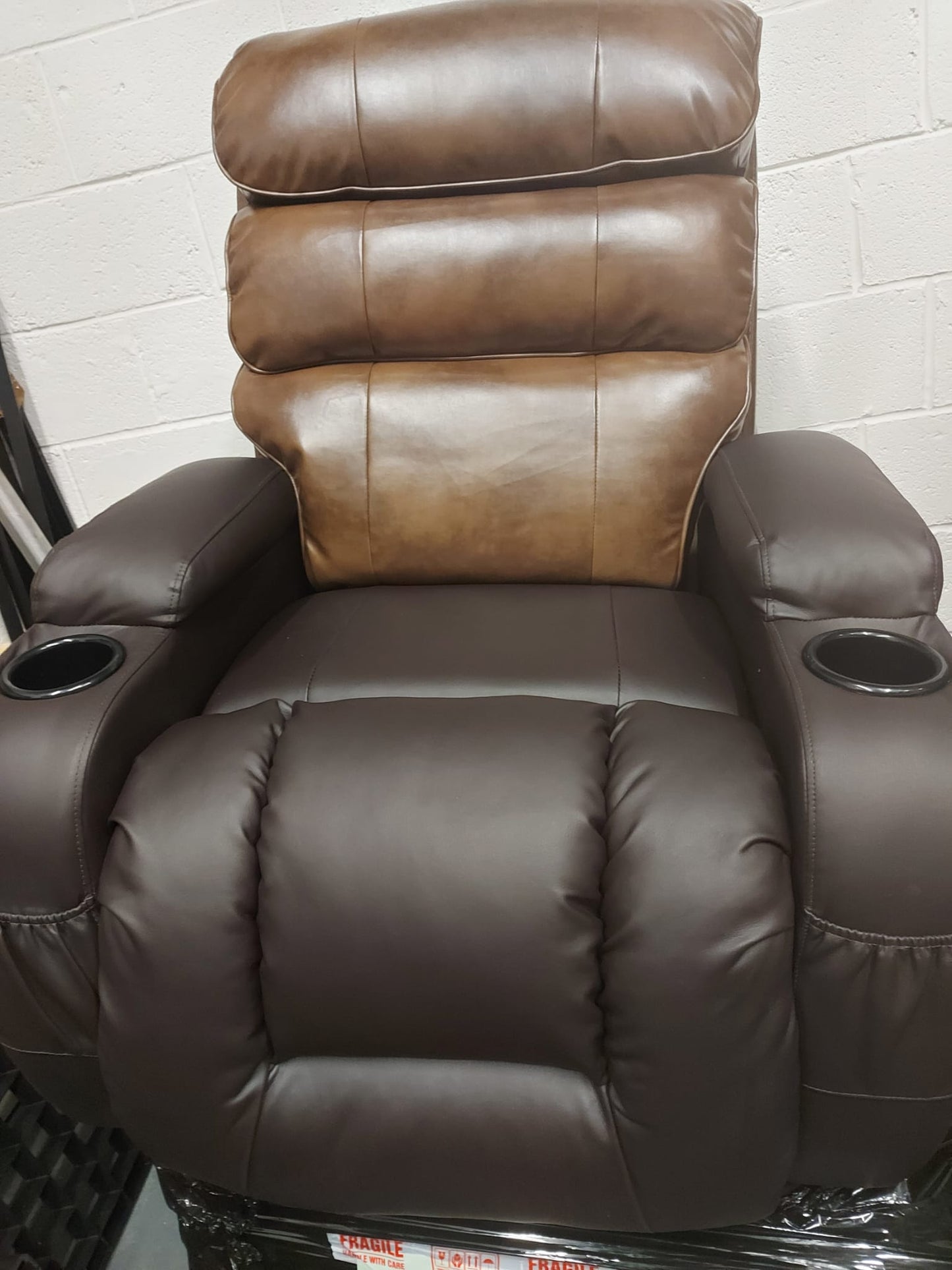 RECLINERS ELECTRIC CHAIR TWO TONE BROWN WITH REMOTE NEW BOX OPEN NEVER USED