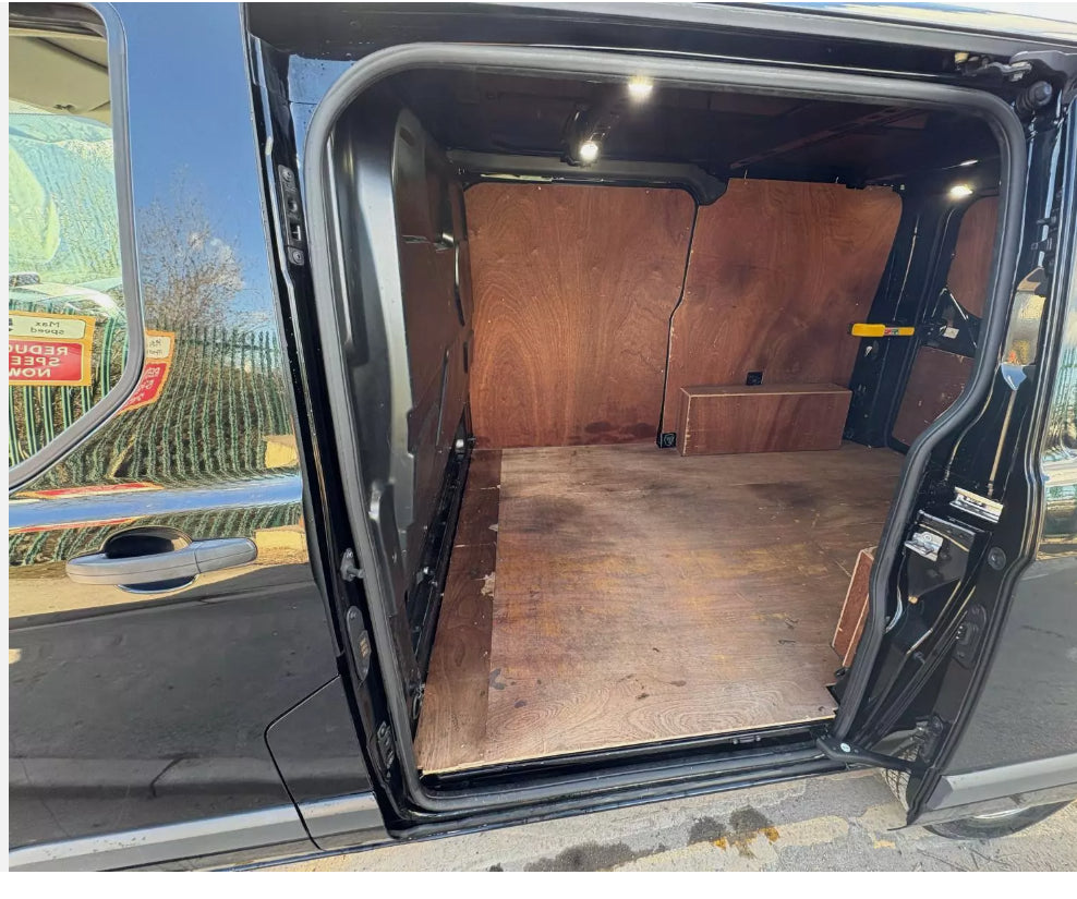 2018 (68 REG) FORD TRANSIT CUSTOM SWB – EURO >>--NO VAT ON HAMMER--<<