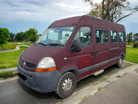 2007 RENAULT MASTER LWB MINIBUS (SPARES OR REPAIRS)