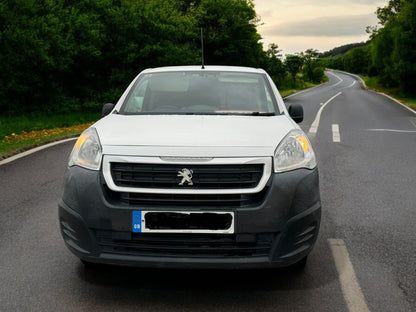 PEUGEOT PARTNER SE L1 BLUE HDI (2017) ENGINE SIZE: 1,560 CC