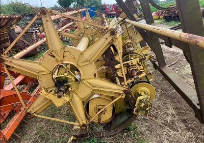 NEW HOLLAND 8040 HEADER FOR - SPARES REPAIRS