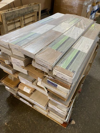 PALLET OF LAMINATE FLOORING & LVP NEW