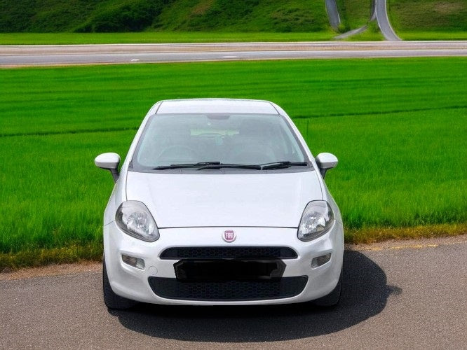 2013 FIAT PUNTO 1.4 EASY (S/S) 5DR >>--NO VAT ON HAMMER--<<