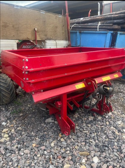 2015 TEAGLE TULIP FERTILIZER SPREADER