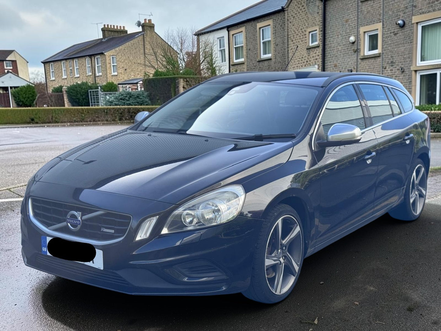 2011 VOLVO V60 R-DESIGN D5 AUTO 2400CC DIESEL BLACK ESTATE >>--NO VAT ON HAMMER--<<