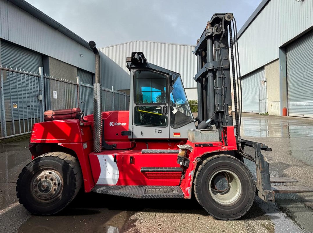 2007 KALMAR DCE150-6 DIESEL FORKLIFT – 15 TONNE