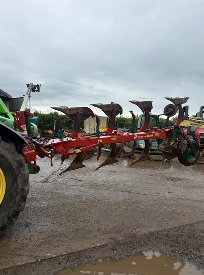 KVERNELAND EM85-200 4 FURROW PLOUGH