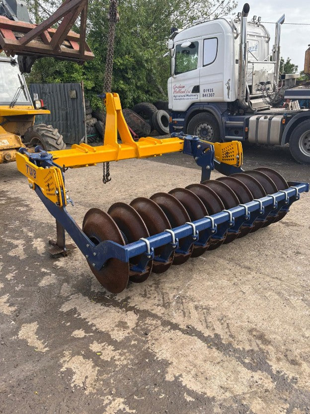 TWB 2 LEG SUBSOILER W/ PACKER